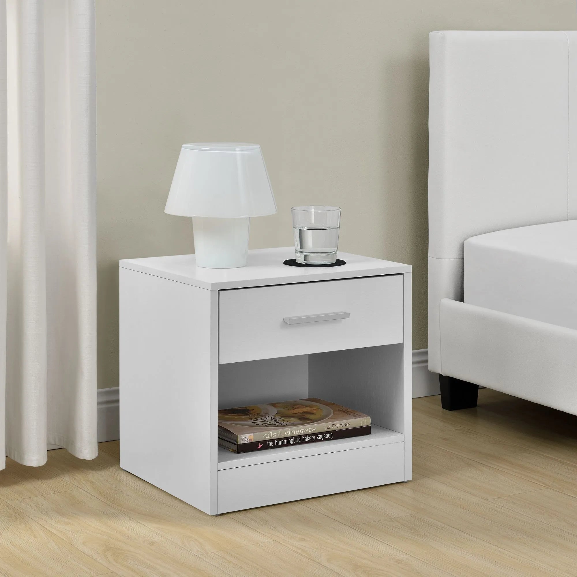 Noctis™ Bedside-Table